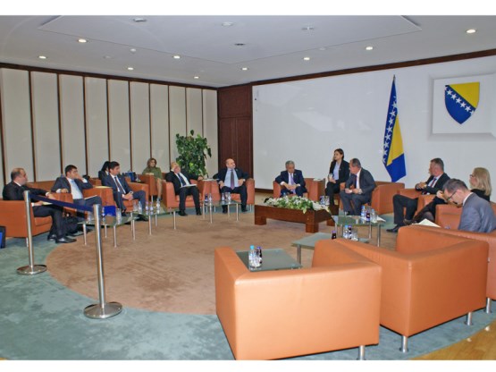 Чланови Групе пријатељства Парламентарне скупштине БиХ за средњу и источну Европу разговарали са делегацијом Парламента Азербејџана